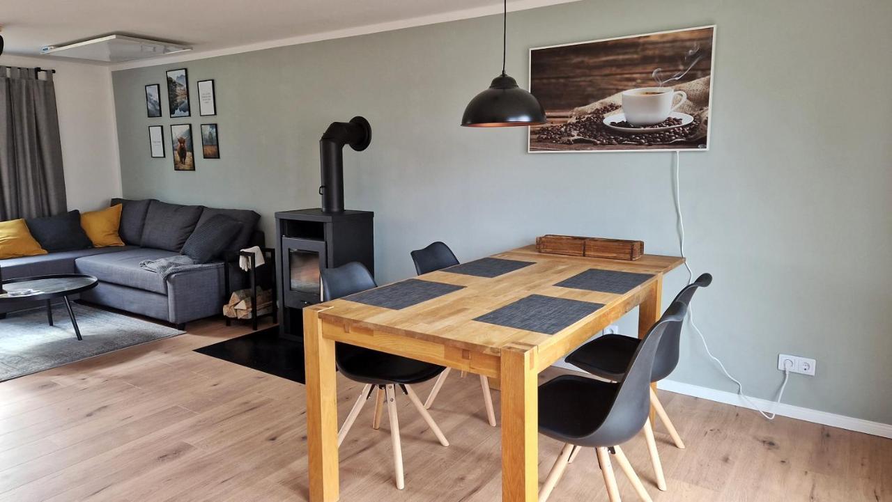 Ferienhaus Seeoase - 70Qm - Kamin -Terrassen - Parkplatz - Badestelle Fusslaeufig ヨーアヒムスタール エクステリア 写真