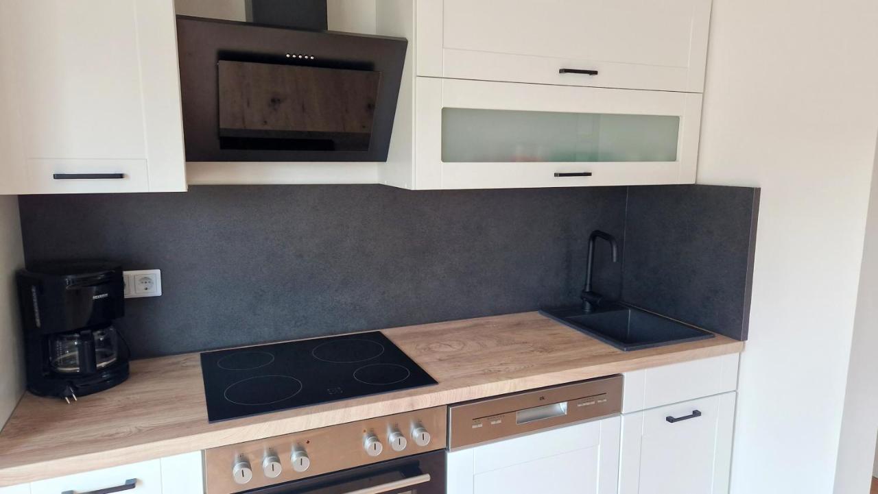 Ferienhaus Seeoase - 70Qm - Kamin -Terrassen - Parkplatz - Badestelle Fusslaeufig ヨーアヒムスタール エクステリア 写真
