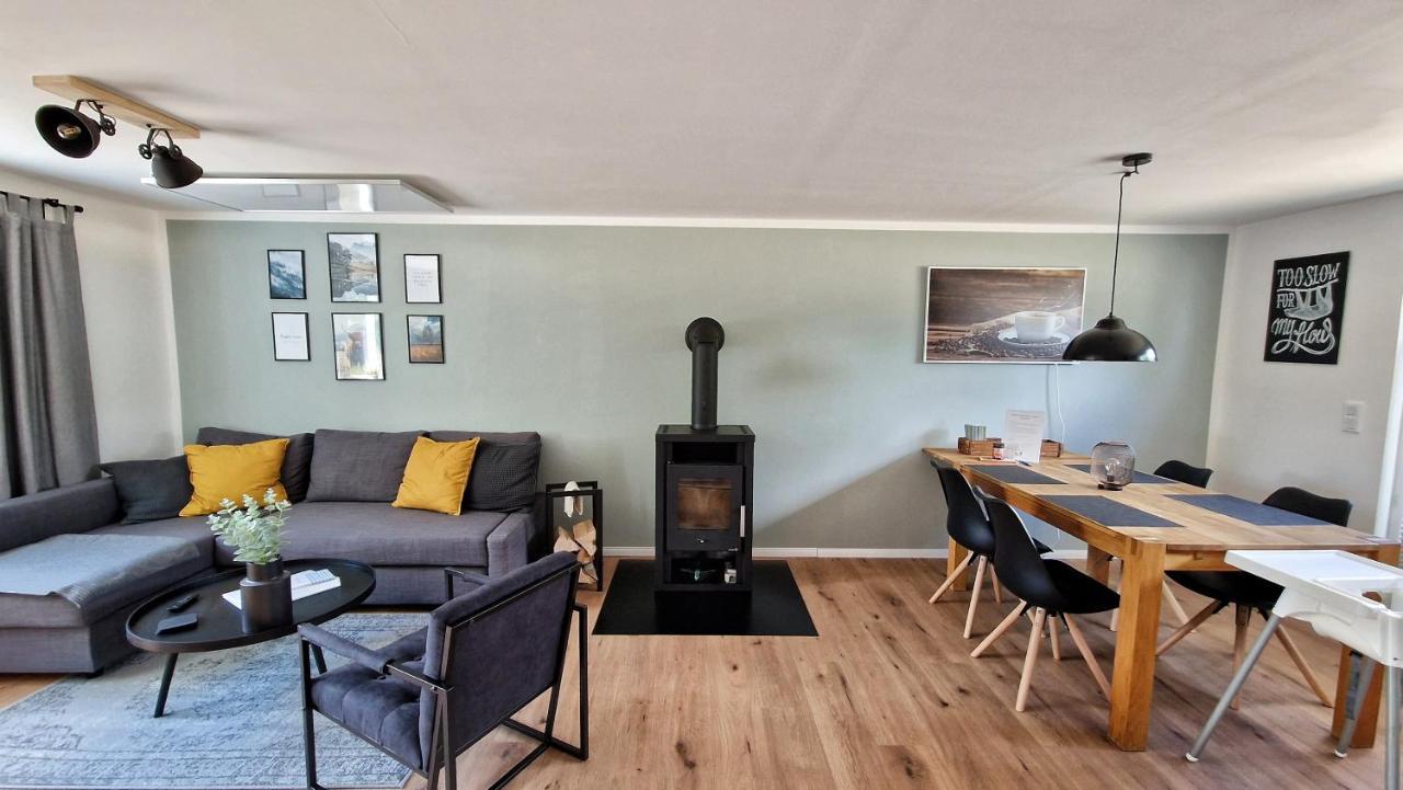 Ferienhaus Seeoase - 70Qm - Kamin -Terrassen - Parkplatz - Badestelle Fusslaeufig ヨーアヒムスタール エクステリア 写真